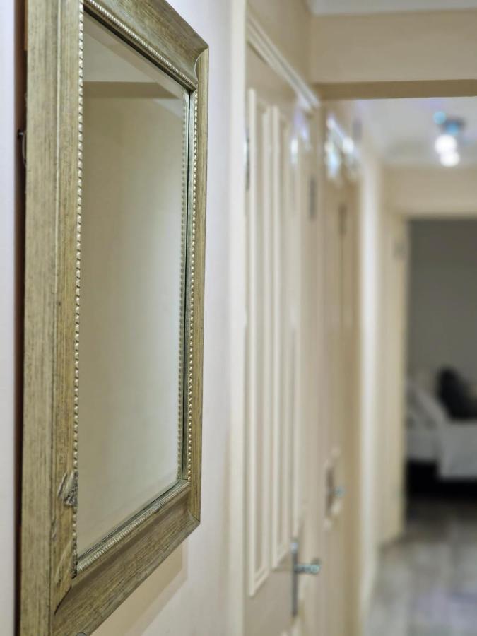2 Bedrooms Flat In Great Location! لندن المظهر الخارجي الصورة